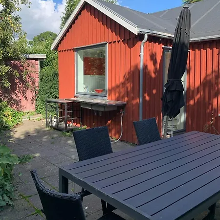 Feriehus Cozy Red By Kalo Vig With Seaview